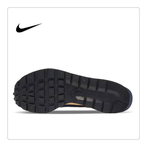Sacai Nike Vaporwaffle奶茶色-5